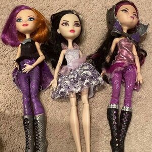 Fashionable Trio Doll Set with Purple and Black Outfits